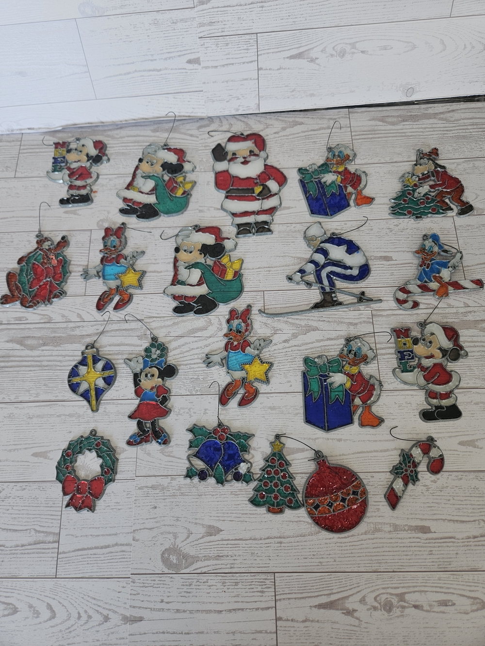 Assorted Holiday Character & Ornament Window sun catchers- Multicolor
